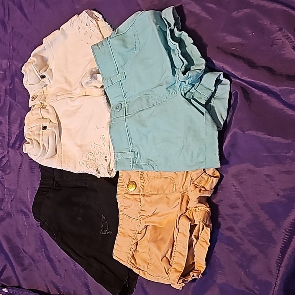 2T Jeans and cargo shorts
